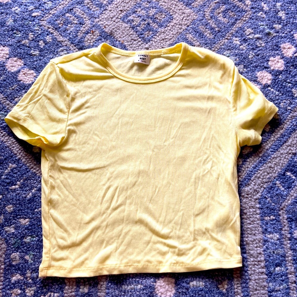 Yellow t-shirt crop top